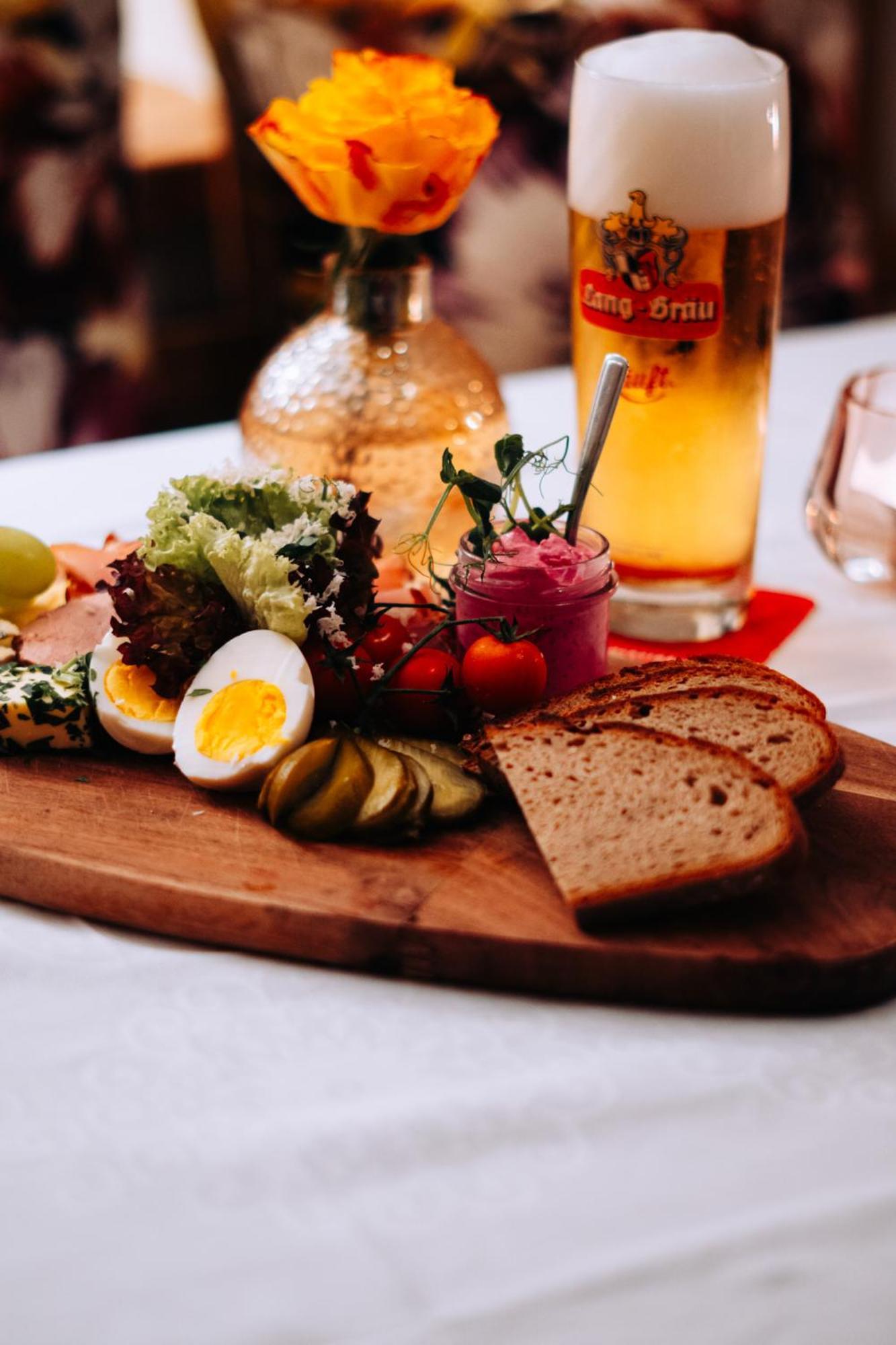Braeustueberl Schoenbrunn - & Restaurant * Wunsiedel
